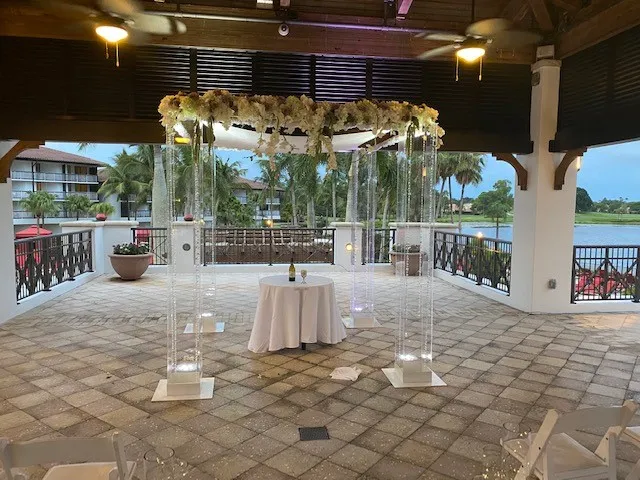 Acrylic chuppah The Breakers Ocean Lawn